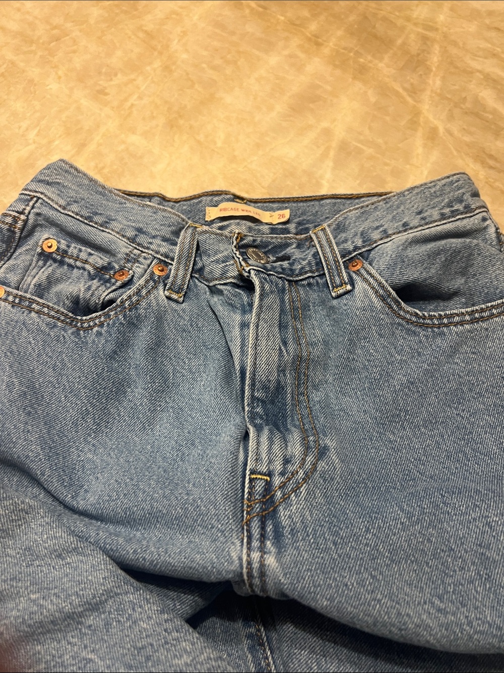 Levi’s high rise ribcage. Wash: ‘splash zone’. Size: 26. Worn twice